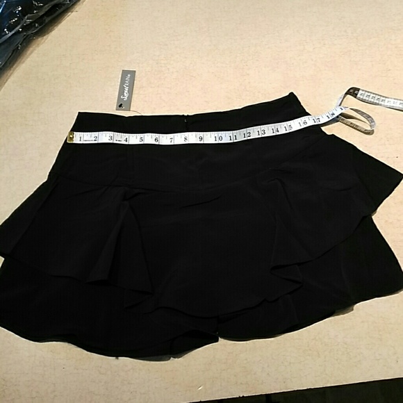 Serena Shorts - Black - CUTE!! 😘 S,M,L💞 - Picture 7 of 8